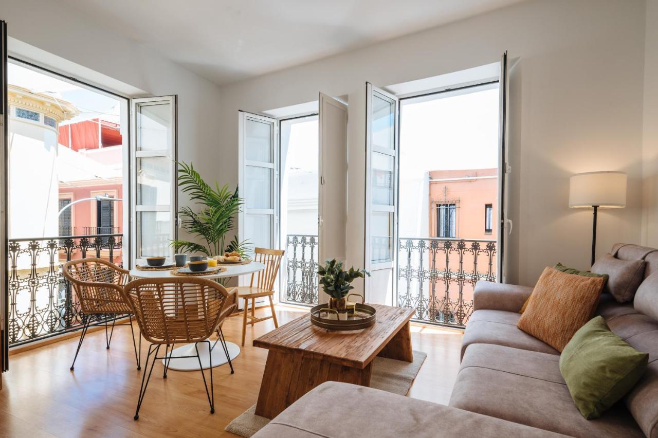 Hostly Rivero 2A Center Loft-Fibre-Communal Terrace-Parking Optional-Cless Seville Luaran gambar